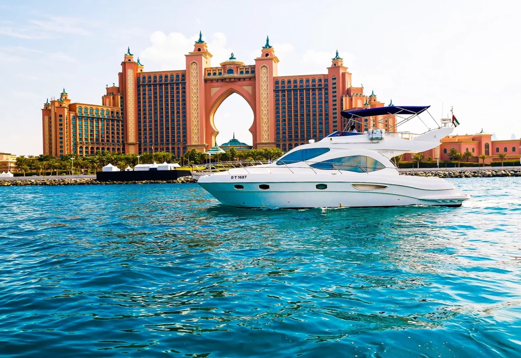 Luxury Cruise dubai